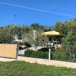  Villa Ermali Albania